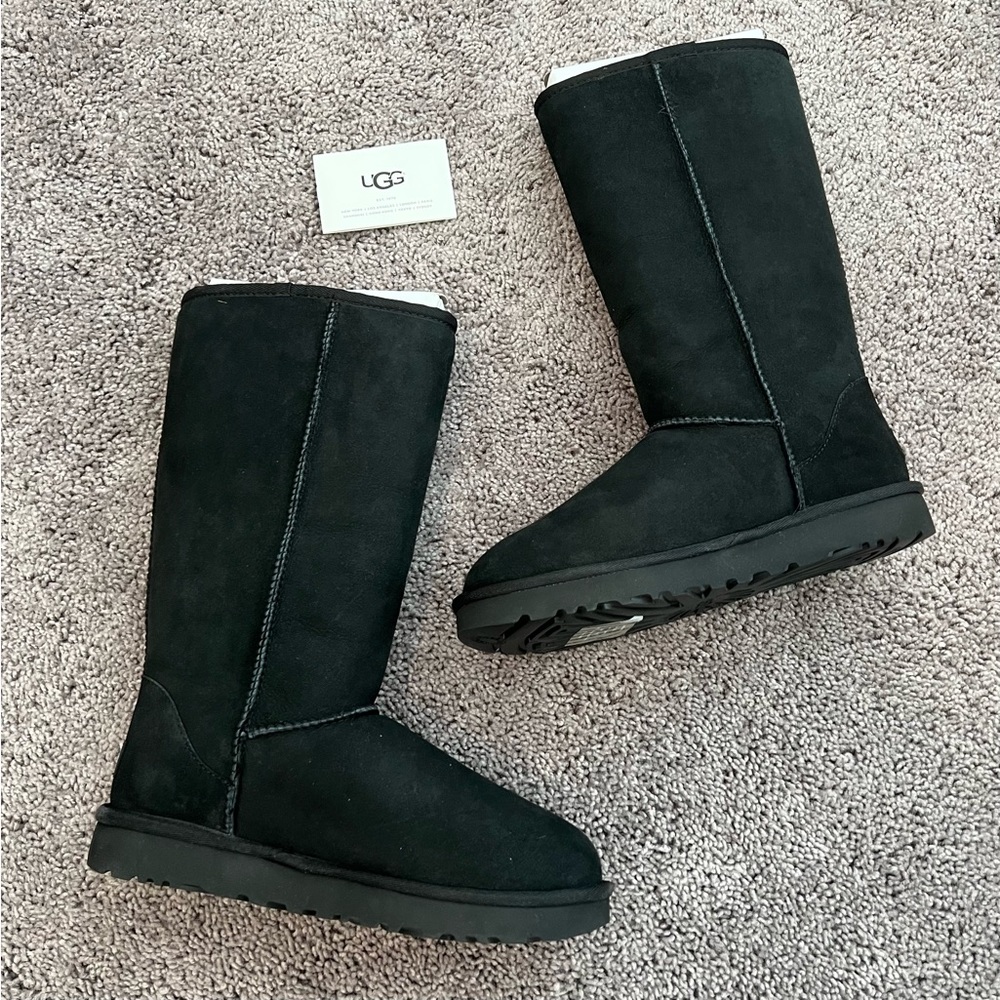 Women’s UGG Classic Tall II Black TreadLite Boots 7